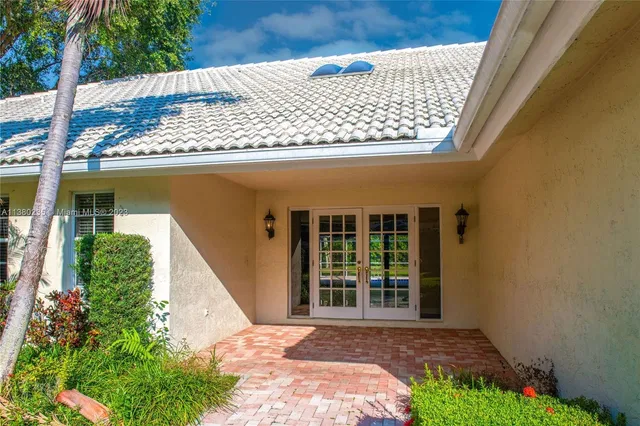 Boca Bath & Tennis Residence photo 3