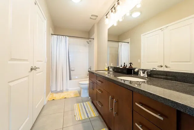 The Edge Unit 324 photo 11
