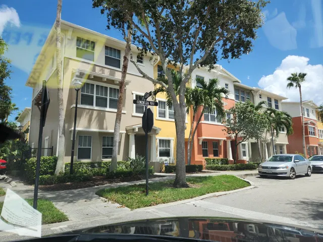 Cityside West Palm Beach Unit 4 photo 4