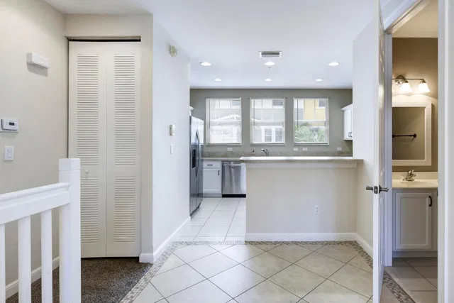 Cityside West Palm Beach Unit 4 photo 5