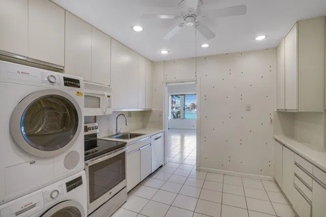Palm Beach Towers, Palm Beach Unit 219b photo 13