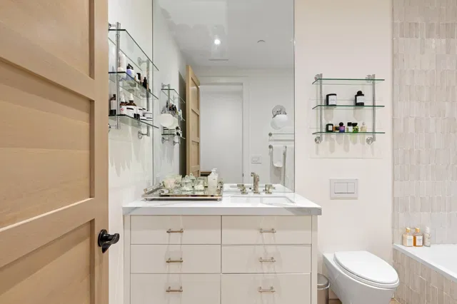 Palm Beach Biltmore Unit 107 photo 12