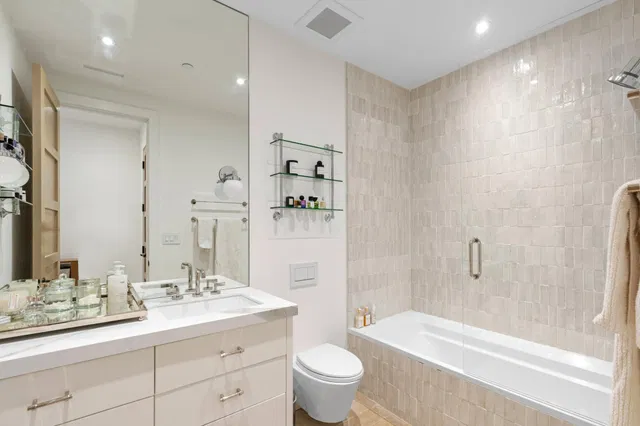 Palm Beach Biltmore Unit 107 photo 13