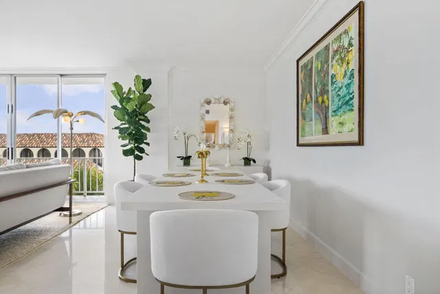 Winthrop House Condos Unit 602 photo 8