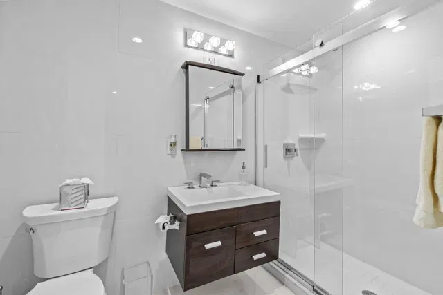 Palm Beach Towers, Palm Beach Unit 503/504 B photo 6