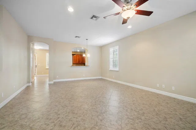 Canterbury Place Residence photo 3
