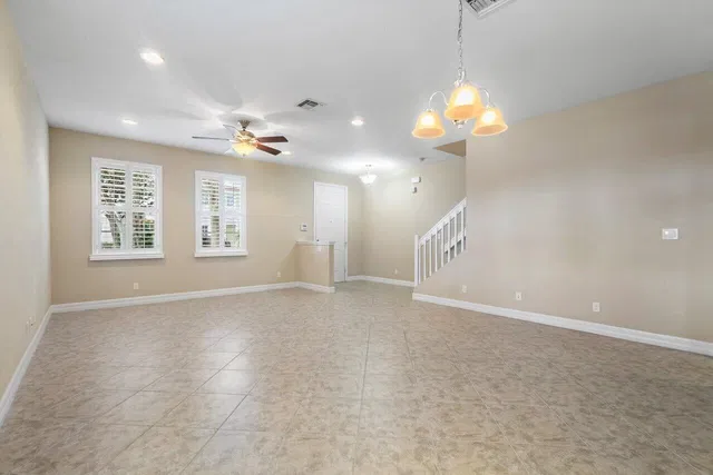 Canterbury Place Residence photo 5