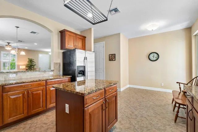 Canterbury Place Residence photo 7