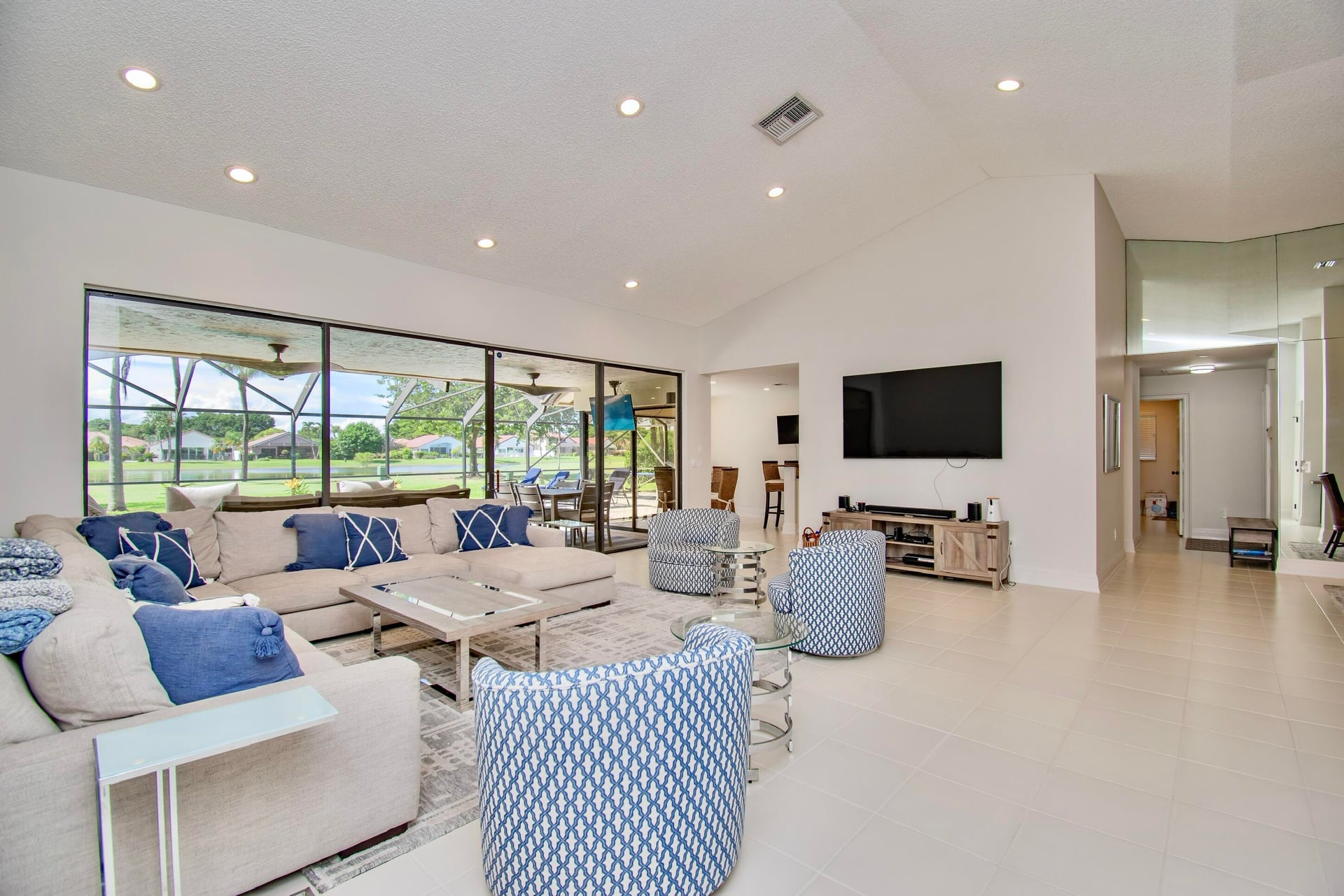  Residence photo 11