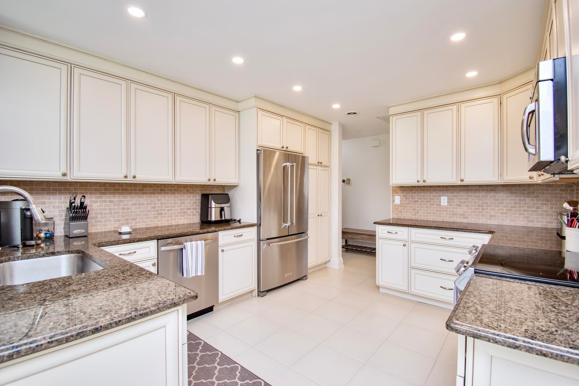  Residence photo 20