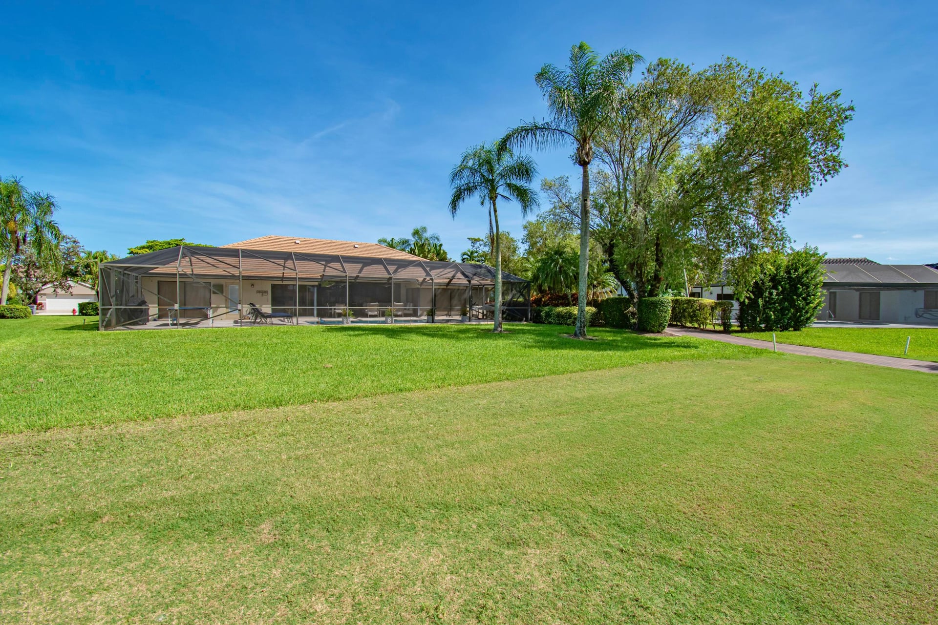 Residence photo 54
