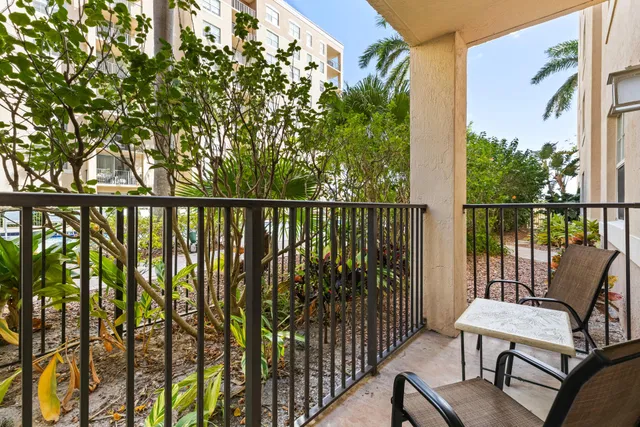 Flagler Pointe Unit 103 photo 14