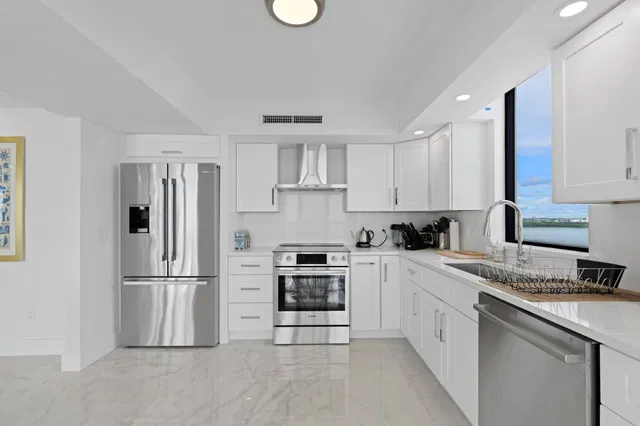 Eastpointe Singer Island Unit 10d photo 9
