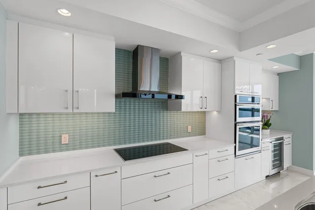 Water Club North Palm Beach Unit 1003 photo 7