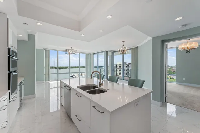 Water Club North Palm Beach Unit 1003 photo 9