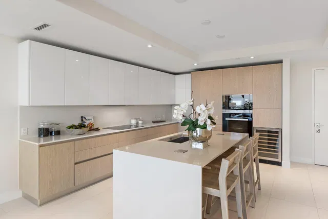 Amrit Ocean Resort & Residences Unit P-701 photo 4