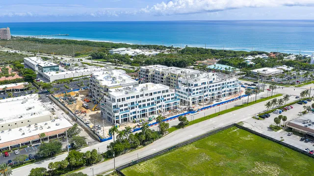 Caretta Juno Beach Unit D402 photo 4