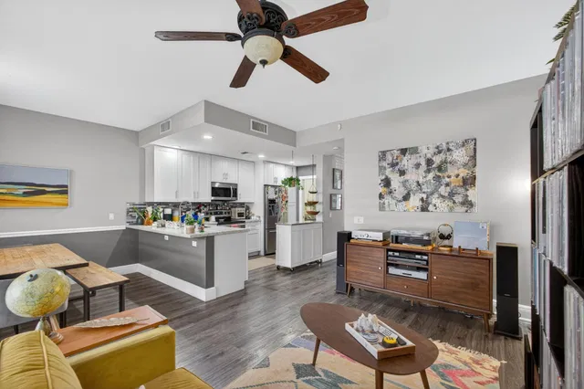 Charleston Court at Abacoa Residence photo 15