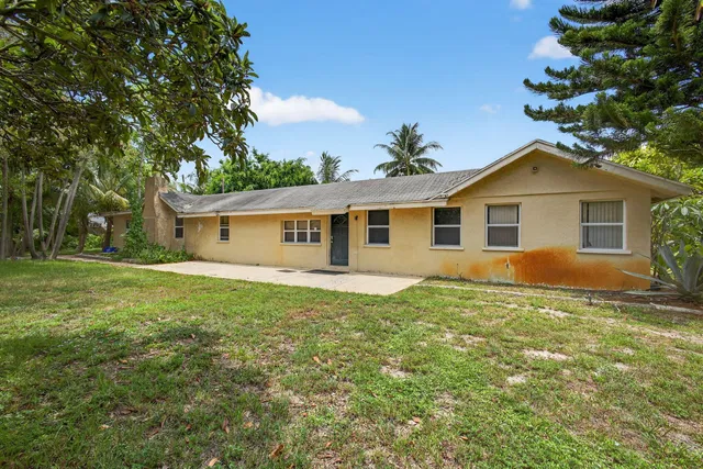 Residence photo 2