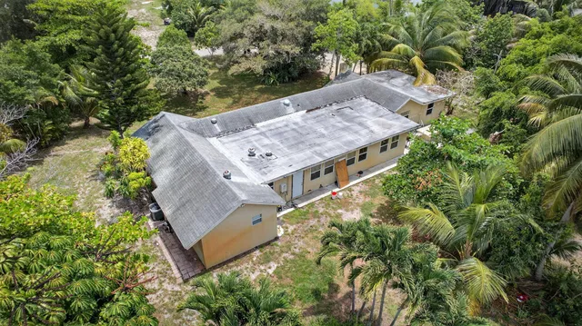 Residence photo 10
