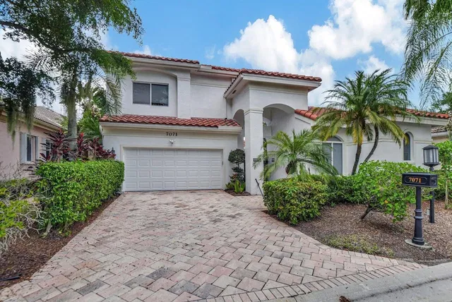 Boca Grove Residence photo 2