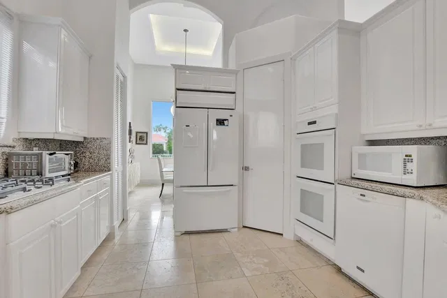 Boca Grove Residence photo 12