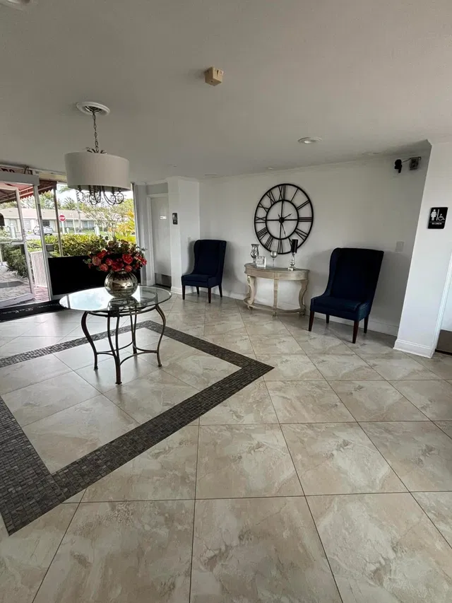  Unit 8833 photo 41