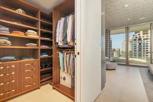 La Clara Palm Beach Unit 2101 photo 18