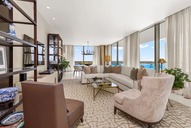 La Clara Palm Beach 603