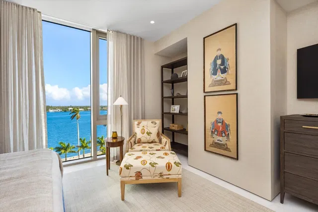 La Clara Palm Beach Unit 603 photo 14