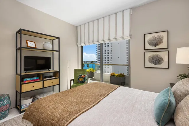 La Clara Palm Beach Unit 603 photo 18