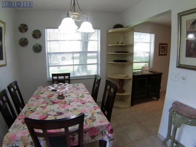 Residence photo 10