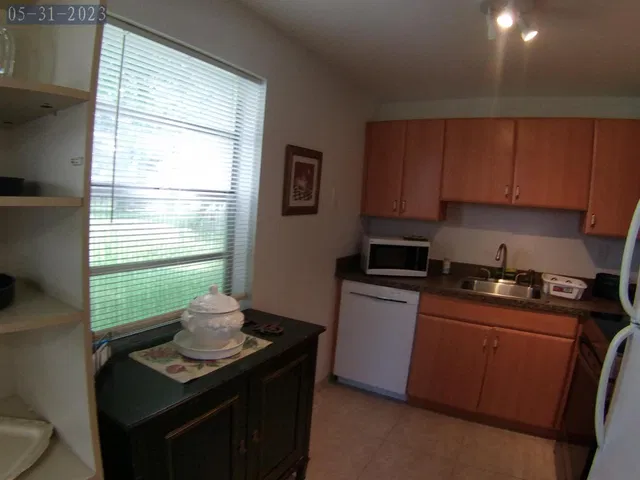 Residence photo 11