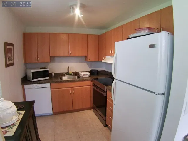Residence photo 12