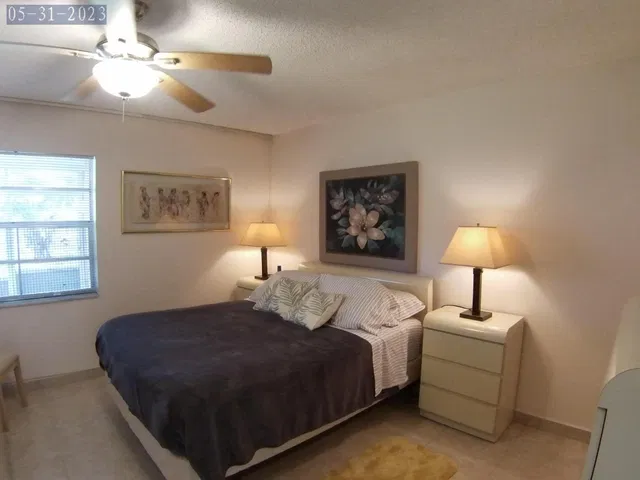 Residence photo 18