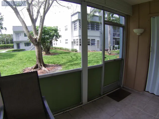 Residence photo 31