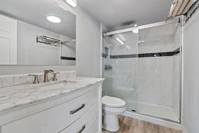 Paradise Harbour North Palm Beach Unit 208 photo 11