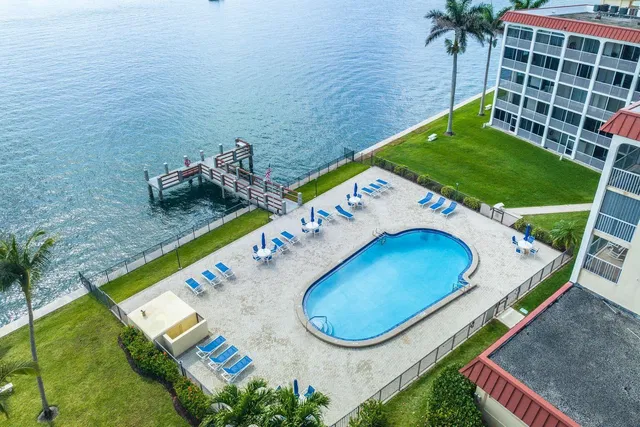 Paradise Harbour North Palm Beach Unit 208 photo 30