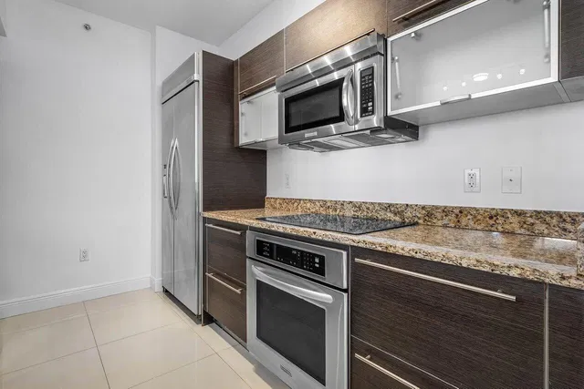 CityPlace South Tower Unit 1709 photo 15