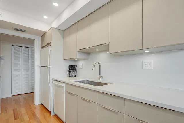 Singer Island Unit A10c photo 21