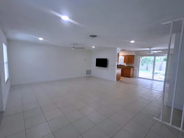Singer Island Residence photo 6