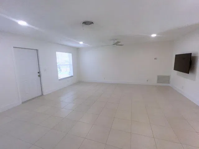Singer Island Residence photo 12