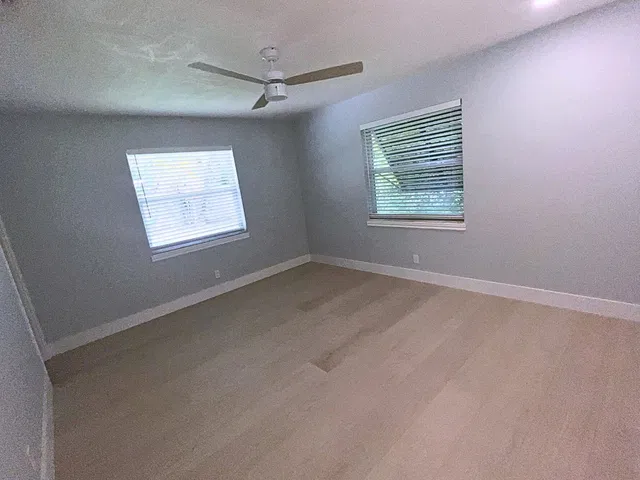 Singer Island Residence photo 18