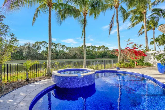 Mirasol Country Club Residence photo 47