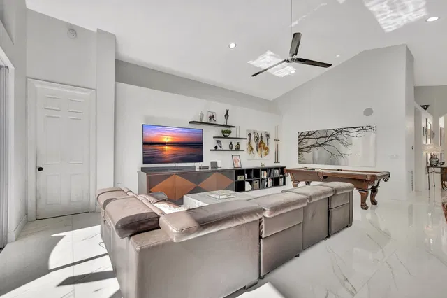 Saturnia Boca Raton Residence photo 18
