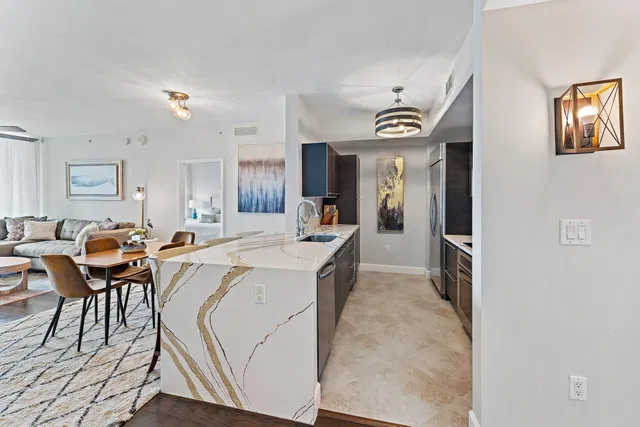 CityPlace South Tower Unit 806 photo 3