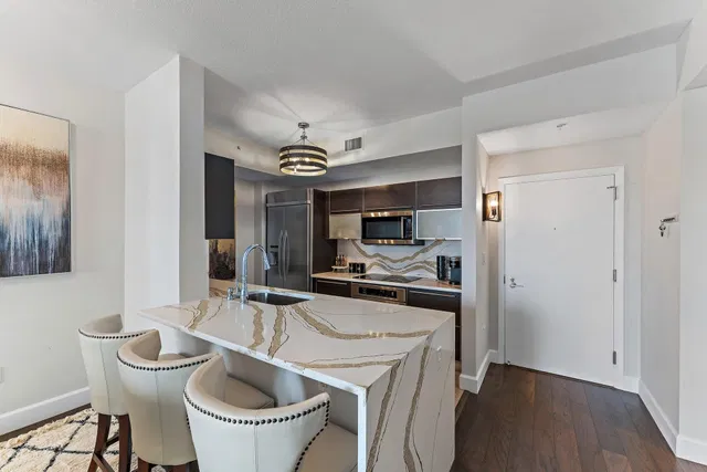 CityPlace South Tower Unit 806 photo 4