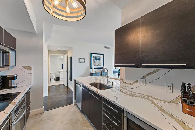 CityPlace South Tower Unit 806 photo 5