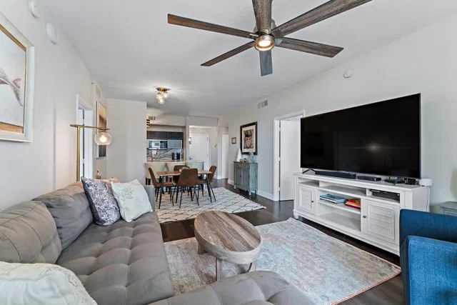 CityPlace South Tower Unit 806 photo 9