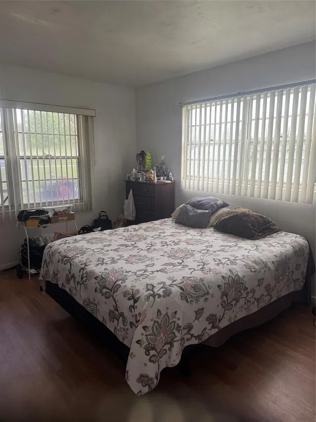 Unit 308 photo 8